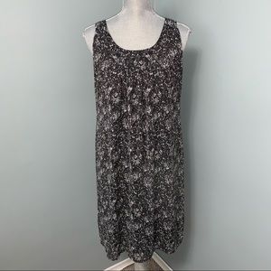 NORTHERN REFLECTIONS Shift Dress size Medium sleeveless wedding guest office